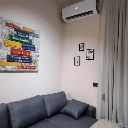 Matt House Beachside Apartamento Durrës